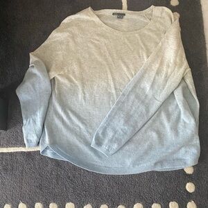 Vince Light weight ombré blue tan Crew Neck Sweater